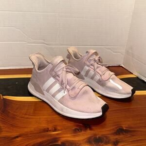 Womens Pink Adidas Sneaker shoes size 7